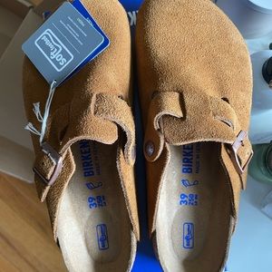 Birkenstock Boston Soft Footbed in Mink Suede